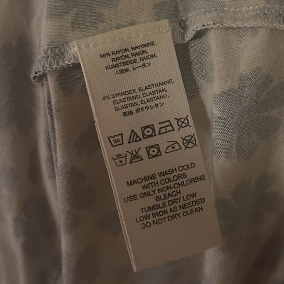 Free People Pradera Ivory Floral Wrap Mini Dress – Size Medium - Picture 6 of 6